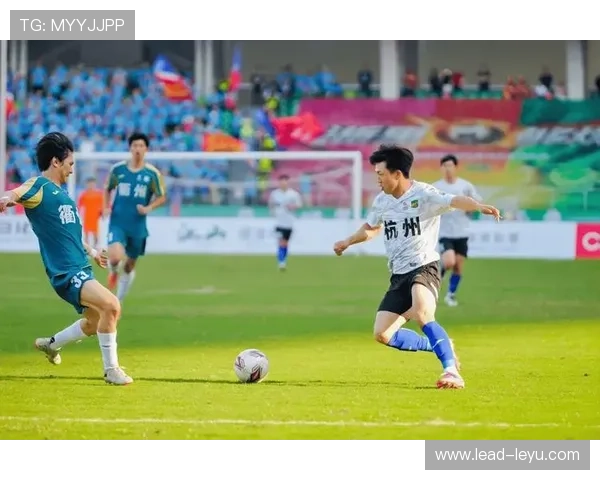绿茵激战一触即发 谁将笑傲赛场引领新赛季高潮